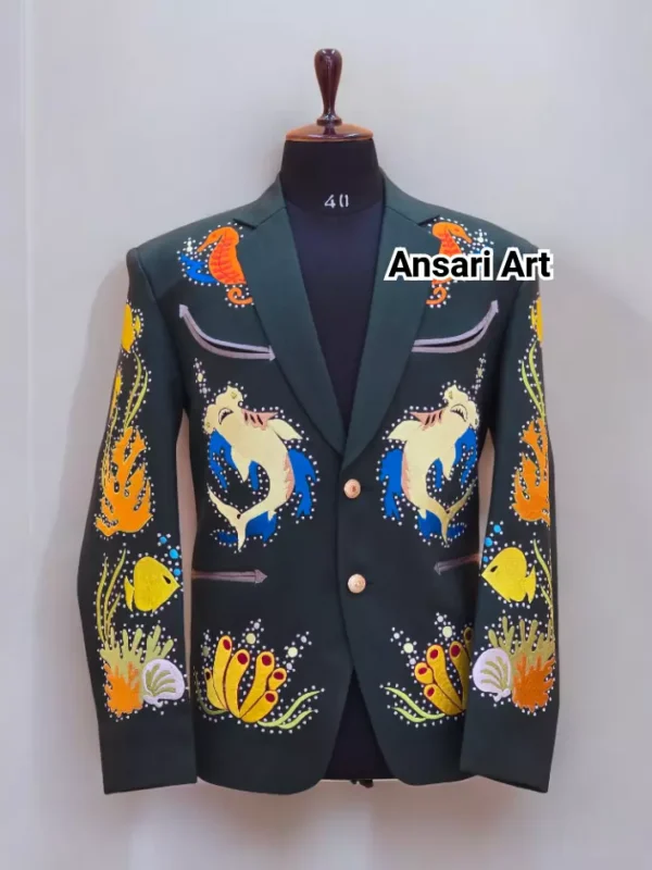 Men’s Designer Green 2-Piece Customized Ocean-Themed Embroidered Western Suit A Unique Cowboy Suit for Weddings, Prom, and Special Occasions